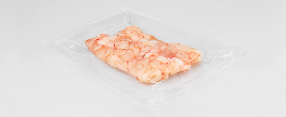 Flexible vacuum packaging for seafood