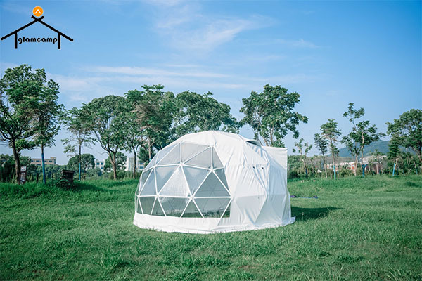 The canvas material is waterproof and helps keep the inside of the tent dry, even in wet weather. The dome shape of the tent also allows for better ventilation, so you won't be sullen inside.