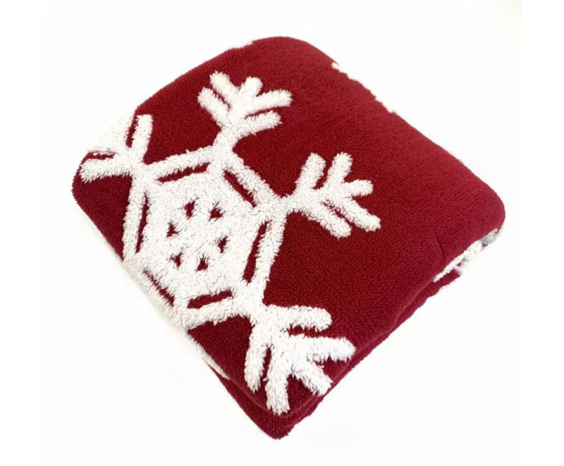 Christmas blanket with red double layer snowflake design 1110202