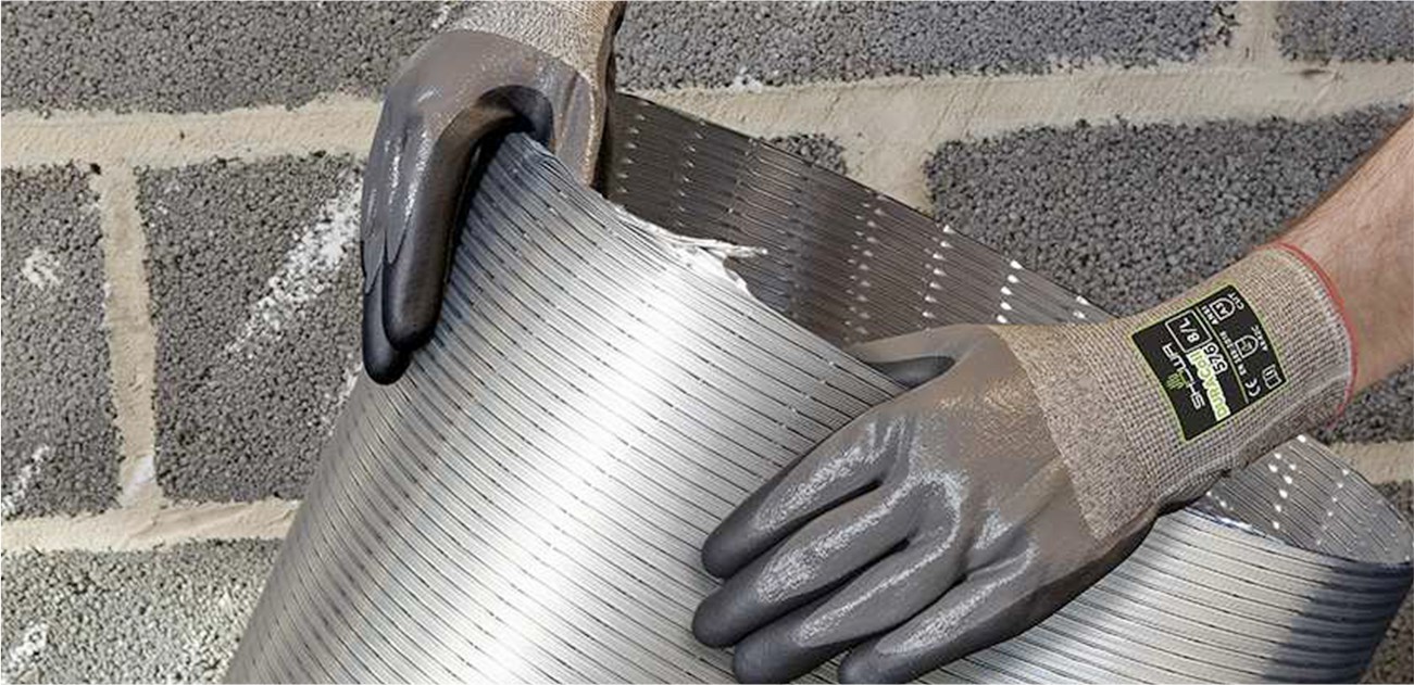 Cut resistant protective gloves